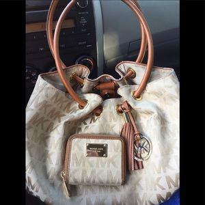 Micheal Kors bag and wallet